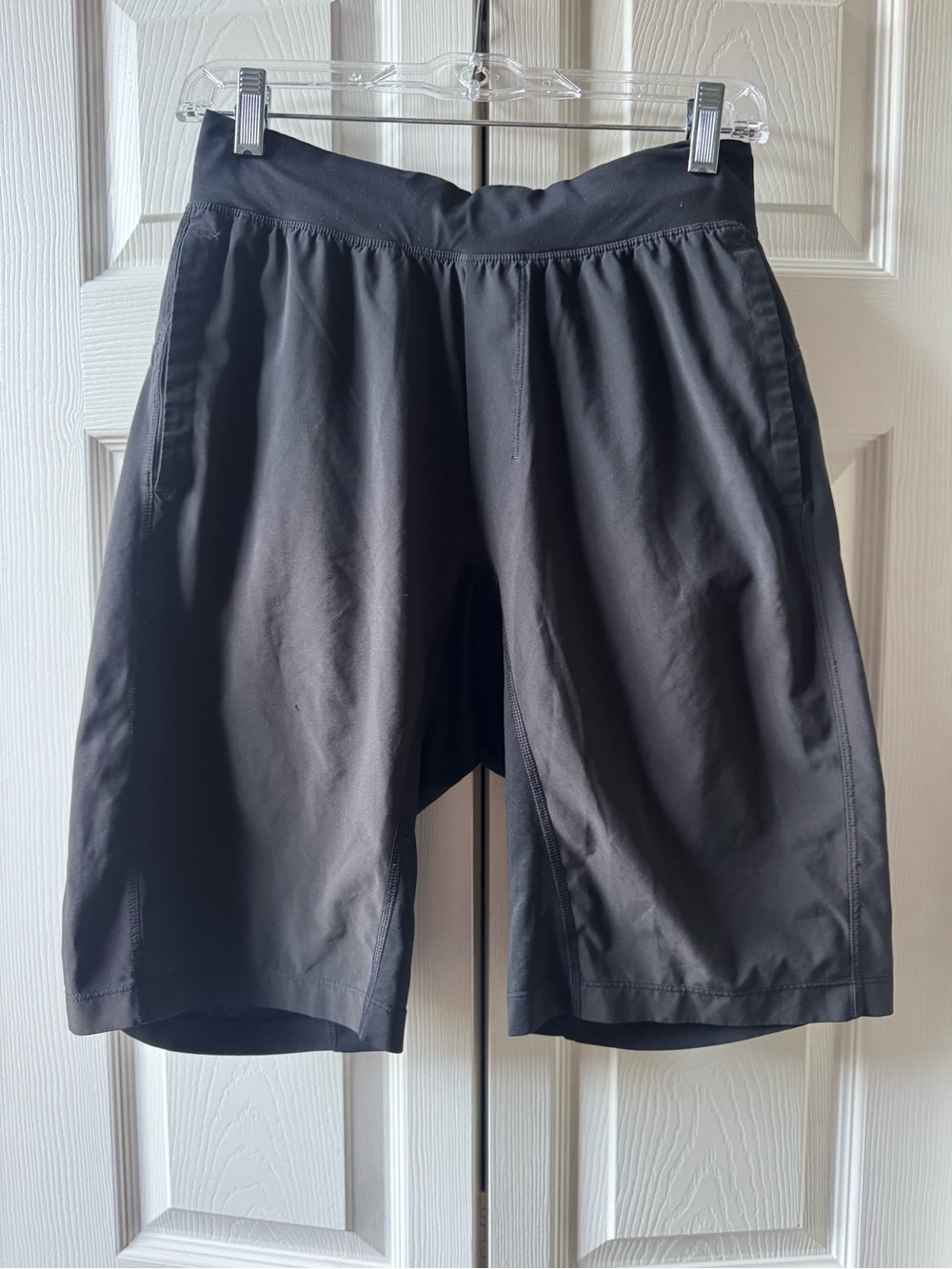 Lululemon men’s 9” shorts